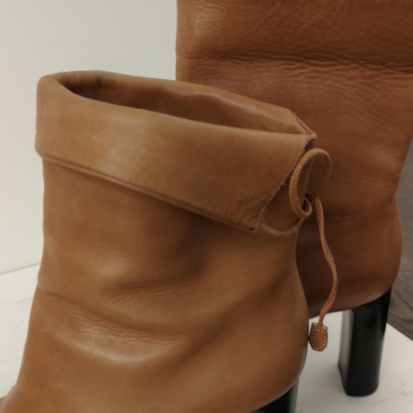 THE ROW BOOTIES - Picture 7 of 12